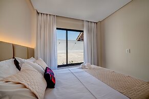 Miami House Cumbuco by Carpediem