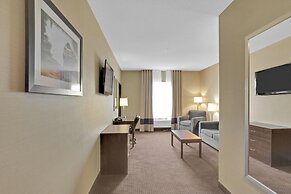 Duvernay Inn & Suites