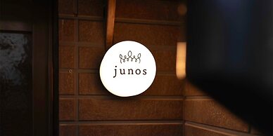 junos