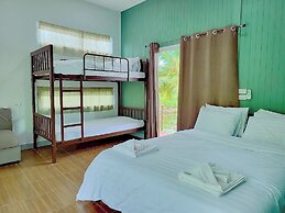 Coco and Canal HomeStory