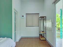 Coco and Canal HomeStory