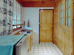 Coco and Canal HomeStory