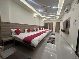 Hotel Vrinda Shridhar