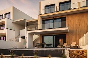 Outsite Ericeira Praia do Sul - Oceanview Villa with Infinity Pool