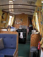 Stone - Boat - Sleeps 6 - Pet Friendly - 85ws