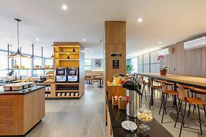 Cozzy Premium Paulista Hotel