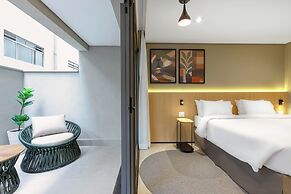 Cozzy Premium Paulista Hotel