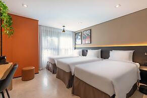 Cozzy Premium Paulista Hotel