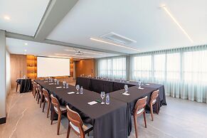 Cozzy Premium Paulista Hotel