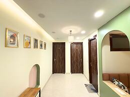 Nuri's Nest and Notch