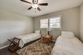 Golf Course Views & Games Galore - Vine Grove Gem!