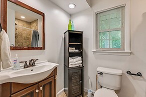 Golf Course Views & Games Galore - Vine Grove Gem!