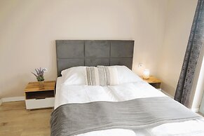 Comfortable Holiday Home for 4 People