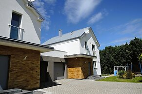Comfortable Holiday Home for 4 People