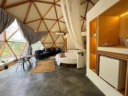 In Out Resort Glamping
