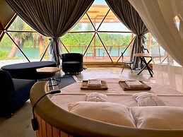In Out Resort Glamping