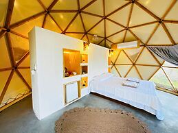 In Out Resort Glamping