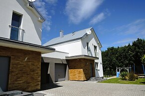 Comfortable Holiday Home for 6 People