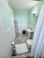 HOTEL FARALLON INN