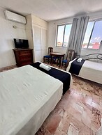 HOTEL FARALLON INN