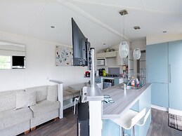 Mobile Home in Veuzain-sur-loire With Garden