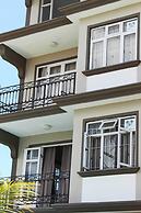 TwinsApartments