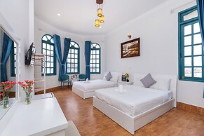 Lotus villa