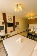 Panoramic Pool Views in Luxurious Lapu-lapu City Condo