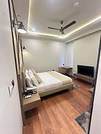 Hotel Temple City by Novelty