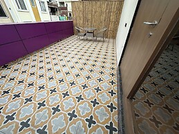 Hotel Temple City by Novelty