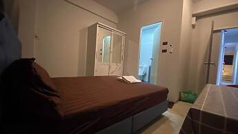 Capricorn Hostel