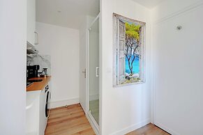 Comfortable 2P Studio - Gare du Nord / Paris 10th