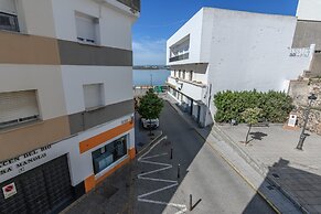 Ayamonte Central: Your Urban Oasis