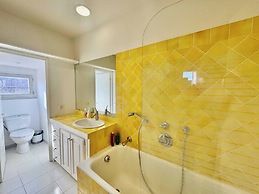 Charming Appt- Ac-1br-4p - Beach 5min-st-tropez