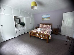 Seaside Apartments