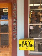 Chisos Mining Co Motel