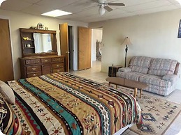 Chisos Mining Co Motel