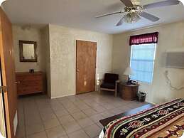 Chisos Mining Co Motel