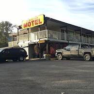 Twin Creeks Motel