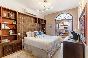 Casa Lucienne - Adults Only
