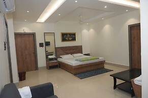 Manyavar Guest House