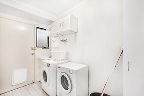 StayAU Cozy 3BR Suburban Ingleburn