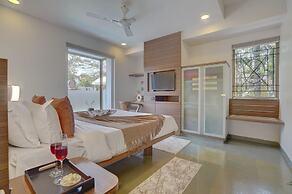 Alaya Stays Adarsh Villa | Elegant 3 BHK Villa With Pvt Pool & Balcony