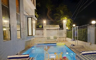 Alaya Stays Adarsh Villa | Elegant 3 BHK Villa With Pvt Pool & Balcony