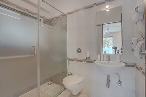Alaya Stays Adarsh Villa | Elegant 3 BHK Villa With Pvt Pool & Balcony