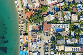Halikarya Hotel & Restaurant Beach