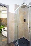 Aurelia Garden Suite