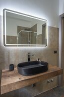 Aurelia Garden Suite
