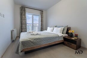 MoHost Dynamic - Modern 2BR Apartment