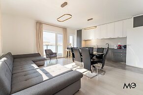 MoHost Dynamic - Modern 2BR Apartment